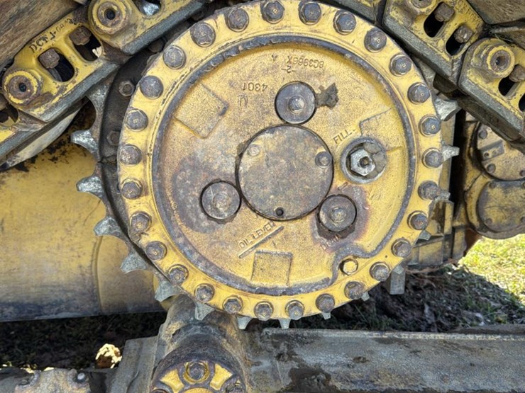 caterpillar-d4h-image-11