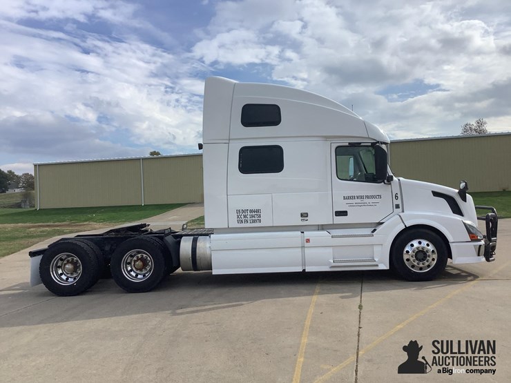 2015-volvo-vnl-t/a-truck-tractor-image-4