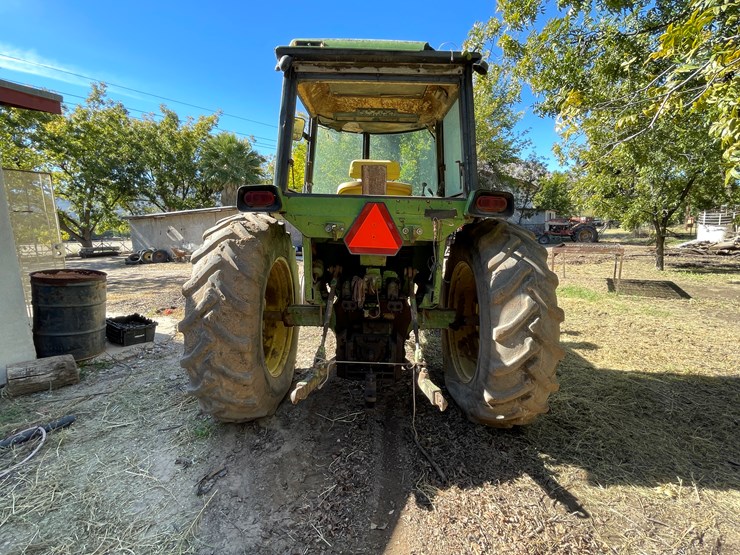 john-deere-4230-image-3