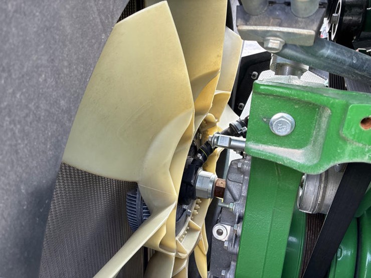 john-deere-8rx-370-image-85