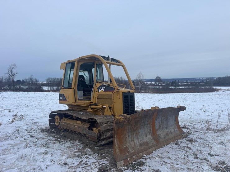 caterpillar-d5g-lgp-image-2