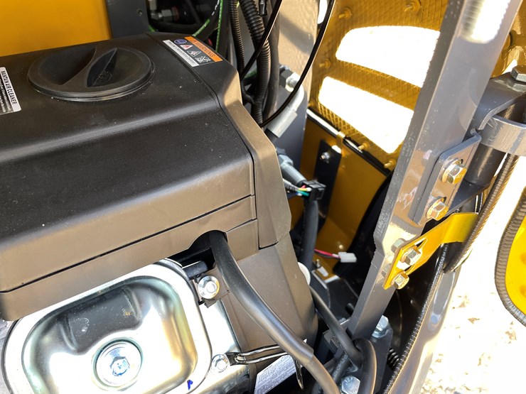 #9213-•-2025-unused-cfg-mini-excavator-image-15