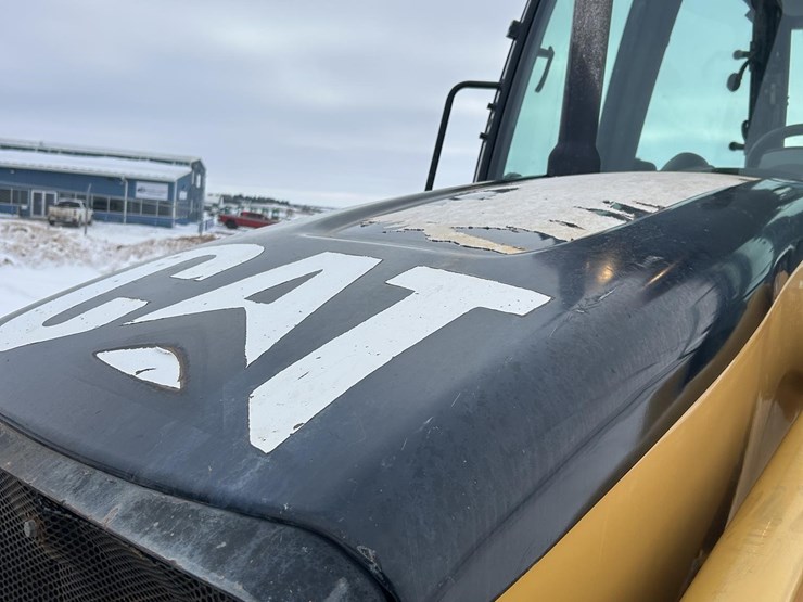 caterpillar-420e-image-23