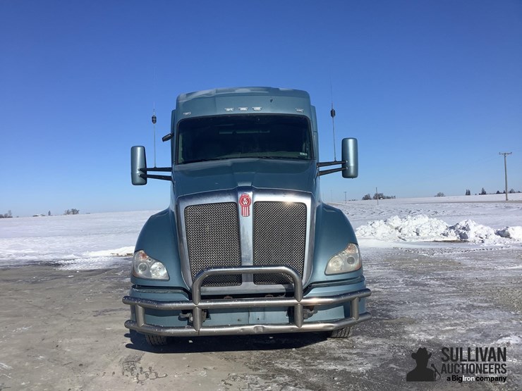 2016-kenworth-t680-image-2