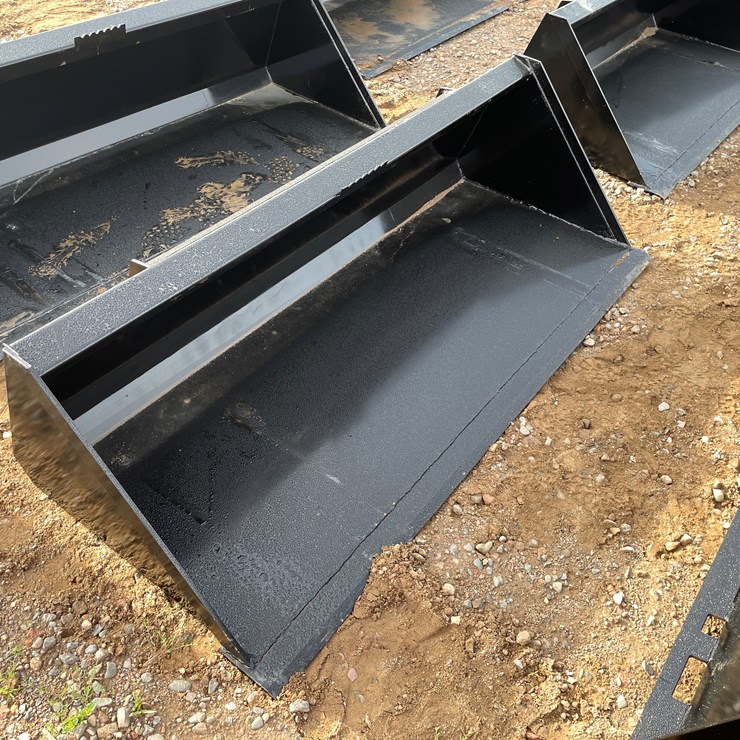 #2008 • Bucket Attachment