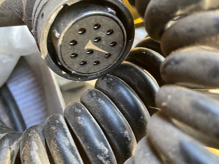 #3731-•-topcon-paver-and-profiler-control-box-image-16