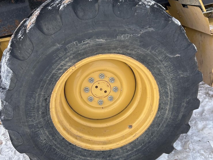 caterpillar-420d-image-45