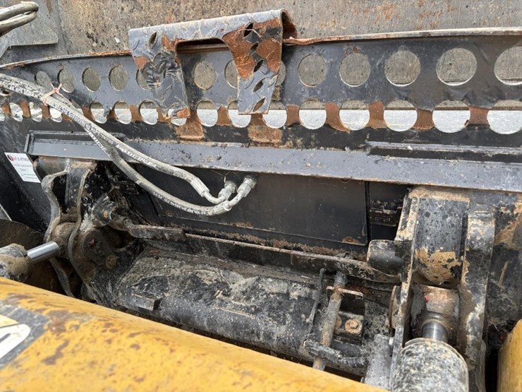 caterpillar-259d-image-12