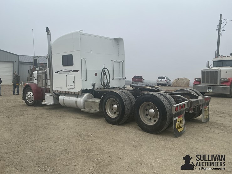 peterbilt-379-image-7