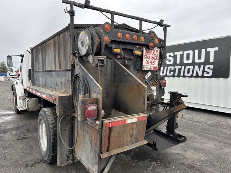 2009-freightliner-m2-s/a-asphalt-patch-truck-image-31
