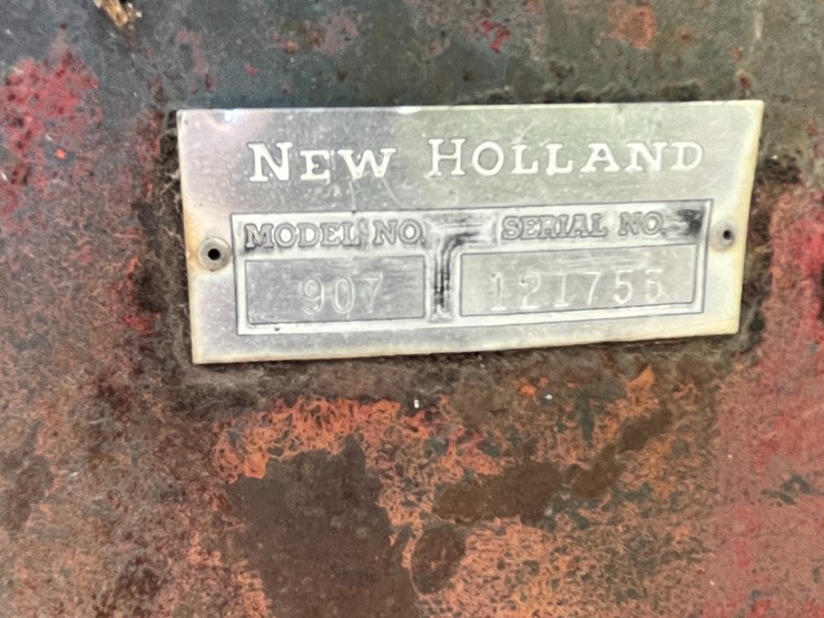 #3653-•-new-holland-swather-image-9