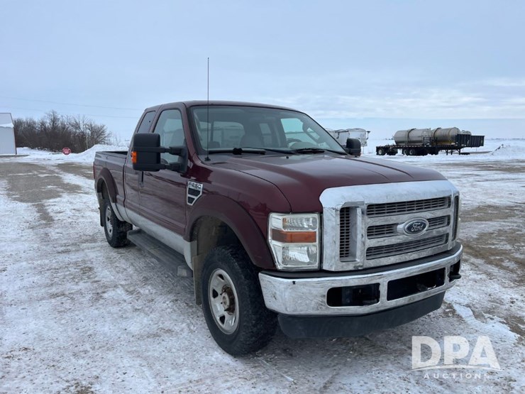 ford-f250-xlt-image-4