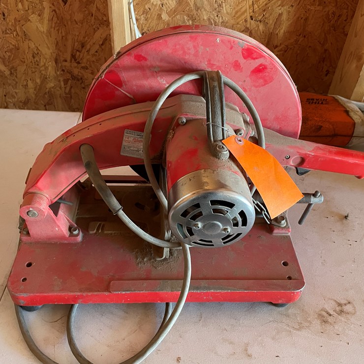 #3679 • Milwaukee 14'' Chop Saw