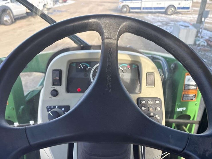 john-deere-4044r-loader-tractor-image-20