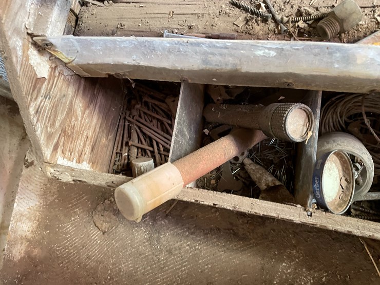 #3719-•-tile-saw,-cutters-and-hardware-box-image-13