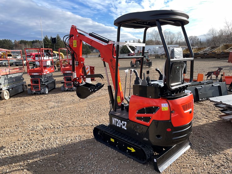 #9208-•-2025-unused-cfg-mini-excavator-image-2