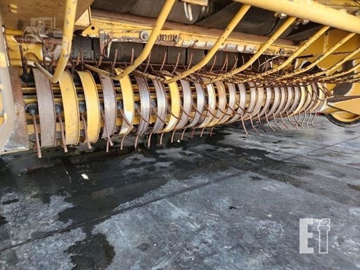 2008-vermeer-605m-image-12