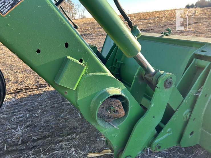 1983-john-deere-4650-image-39