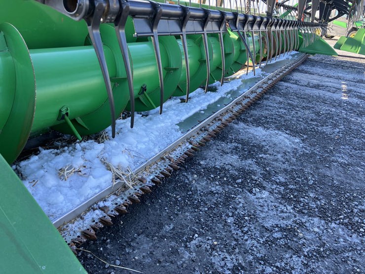 john-deere-630f-image-11