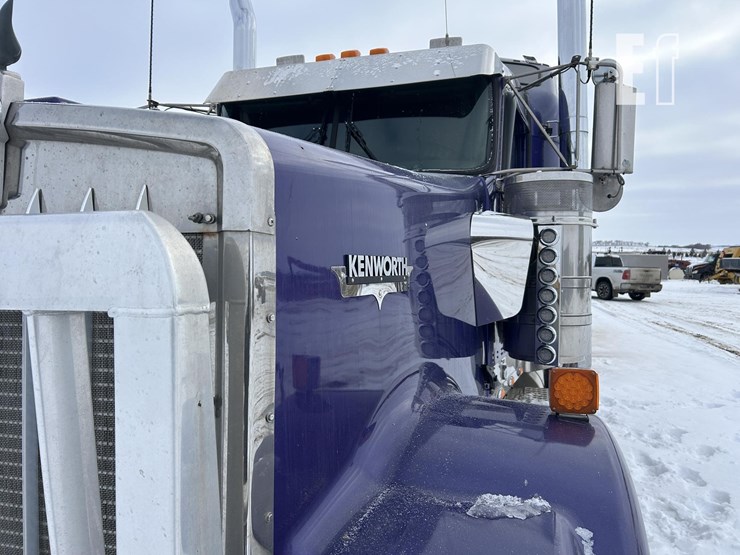 kenworth-w900-image-21