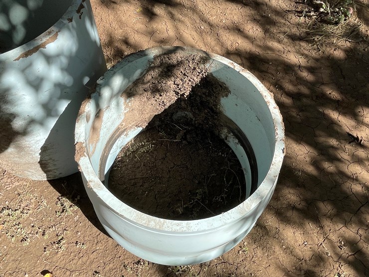 #3668-•-large-pipe-fittings-and-animal-cage-image-10