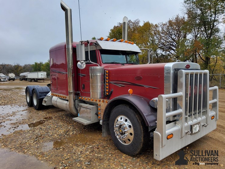 peterbilt-379-image-3
