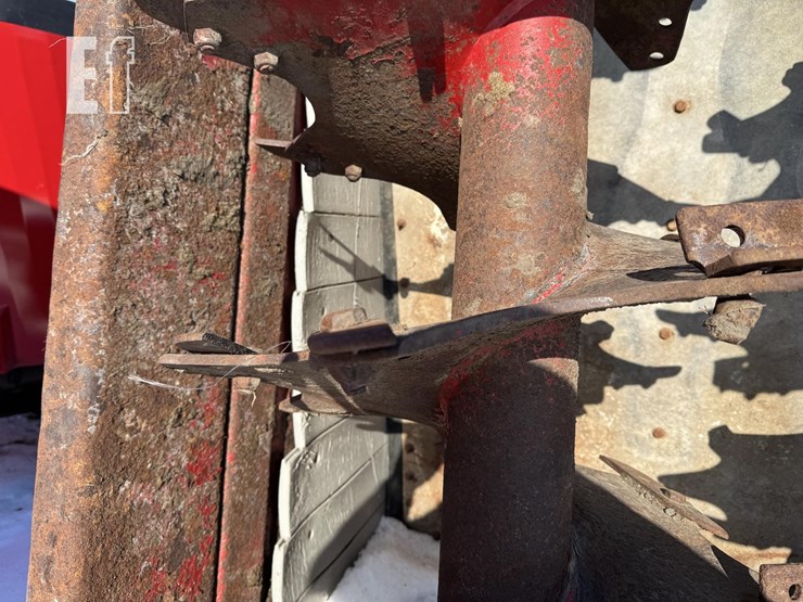 hagedorn-hydra-spread-extravert-5440-image-15