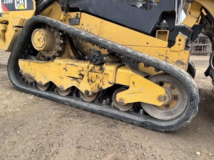 caterpillar-259d-image-18