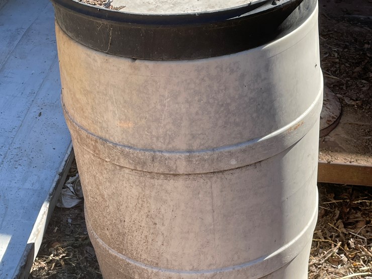 #3724-•-scrap-metal,-cart,-ramp-and-barrel-image-11