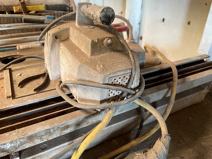 #3719-•-tile-saw,-cutters-and-hardware-box-image-8