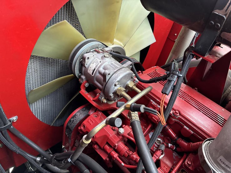 case-ih-6088-image-89