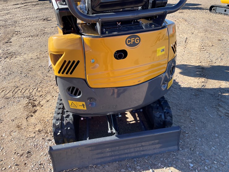 #9273-•-unused-2025-cfg-mini-excavator-image-7