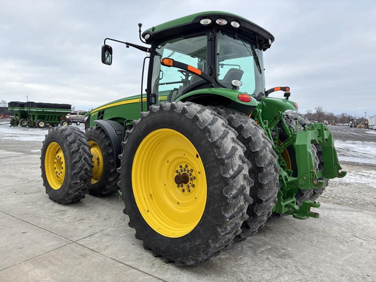 john-deere-8370r-image-8