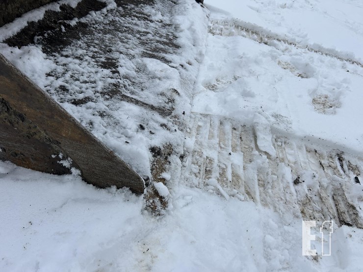 2021-caterpillar-259d3-image-36