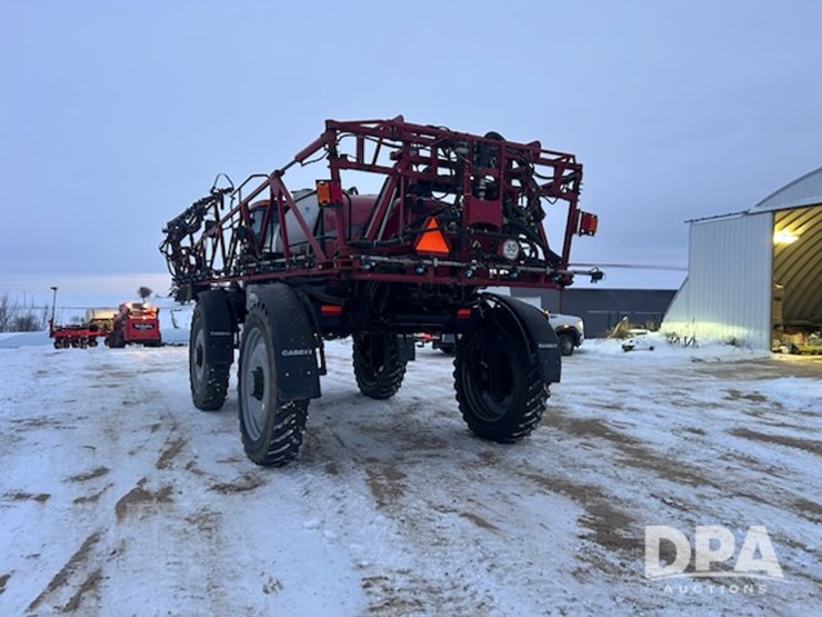 case-ih-patriot-3330-image-12
