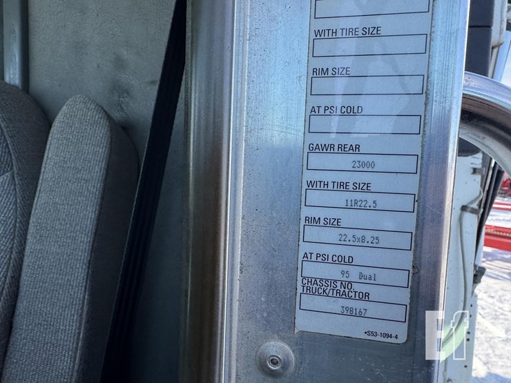 2014-kenworth-t370-image-56