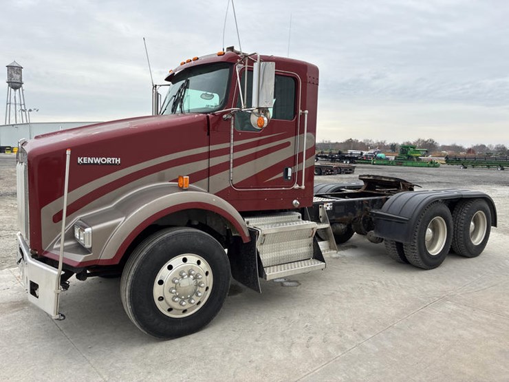 kenworth-t800-image-10