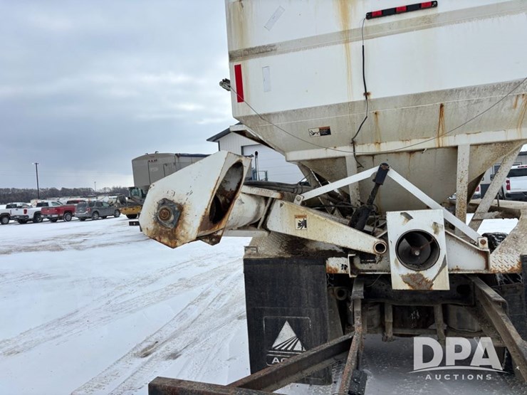 1994-mack-ch613-image-49