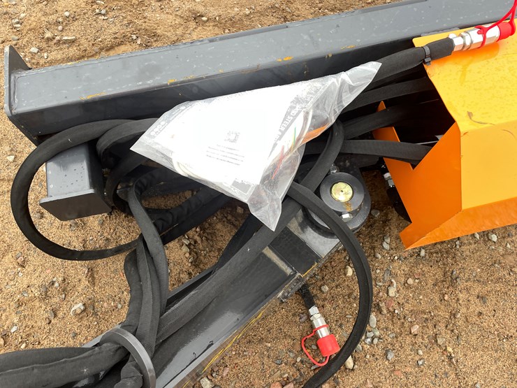 #2073-•-unused-2025-landhonor-articulating-brush-cutter-attachment-image-4