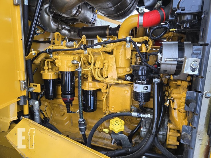 2020-deere-544l-image-12