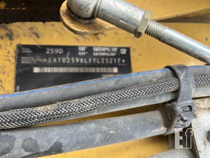 caterpillar-259d-image-19