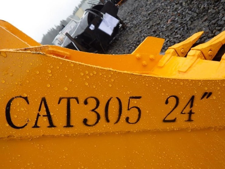 caterpillar-305-image-5