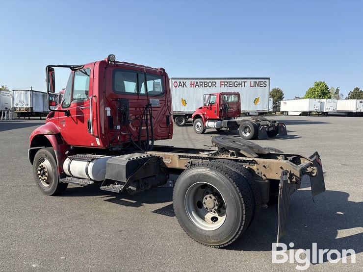 international-durastar-4400-image-7