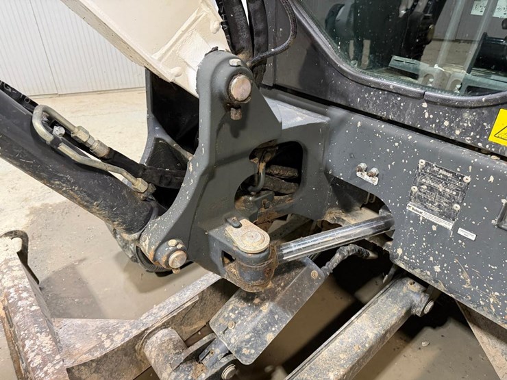 bobcat-e35-image-14