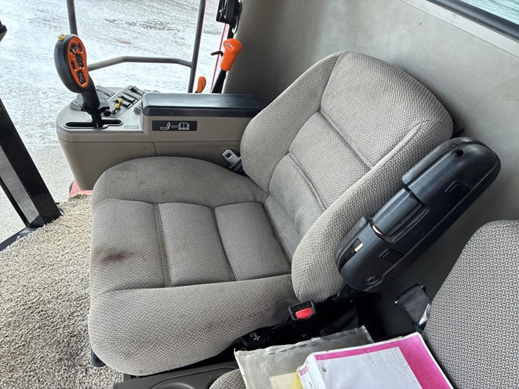 case-ih-6088-image-102