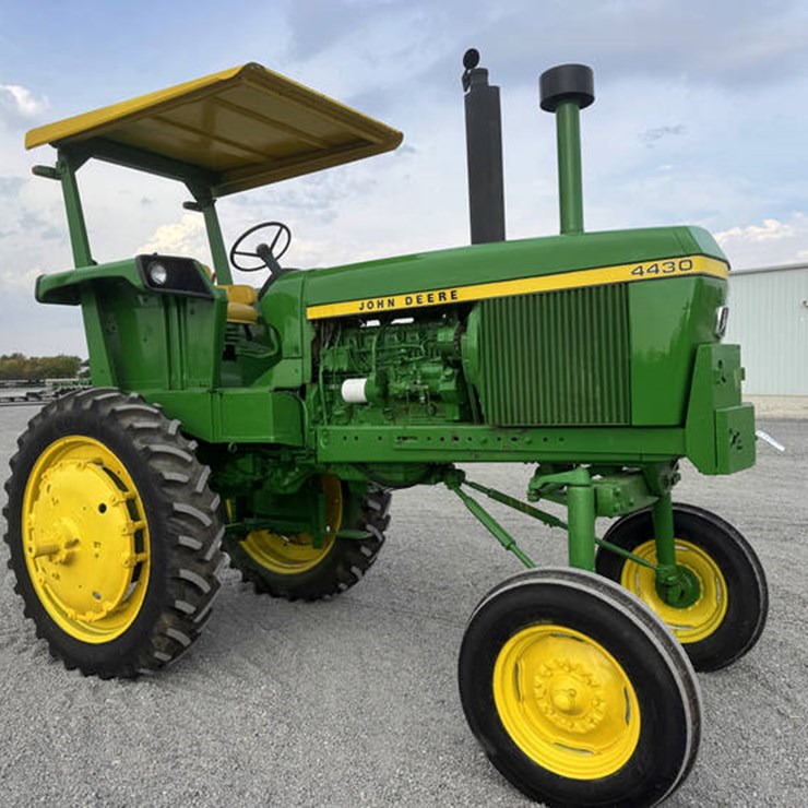 JOHN DEERE 4430