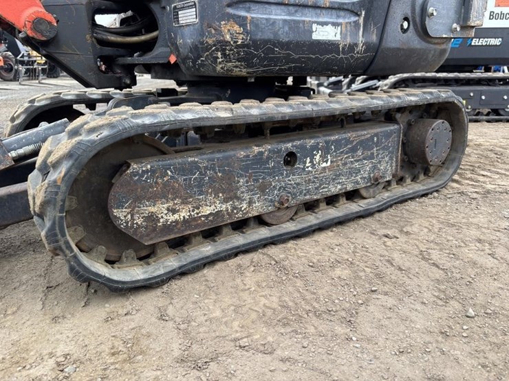 2015-kubota-k008-3-image-18