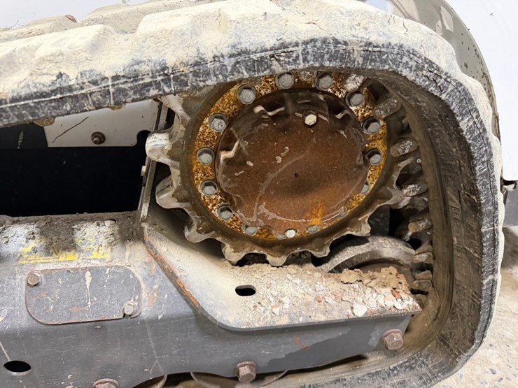 bobcat-t595-image-14