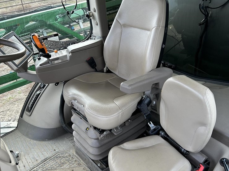 2017-john-deere-r4038-image-77