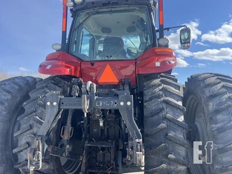 case-ih-magnum-280-cvt-image-9